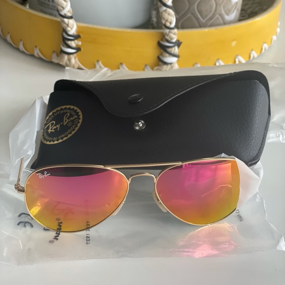 New ray-ban aviator RB3025